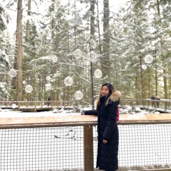 Meet your Posher, Kelly - Picture 1 of 1